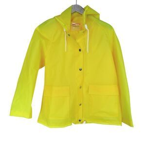 UGG Women’s Hutton Rain Jacket in Yellow Sz M